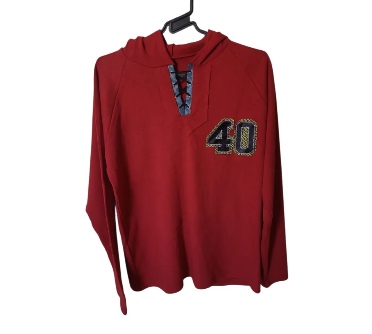Moletom Vermelho com Detalhes e Número 40