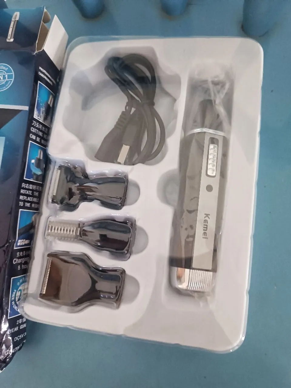 Aparador de Pelos Kemei 4 em 1 - Novo!
