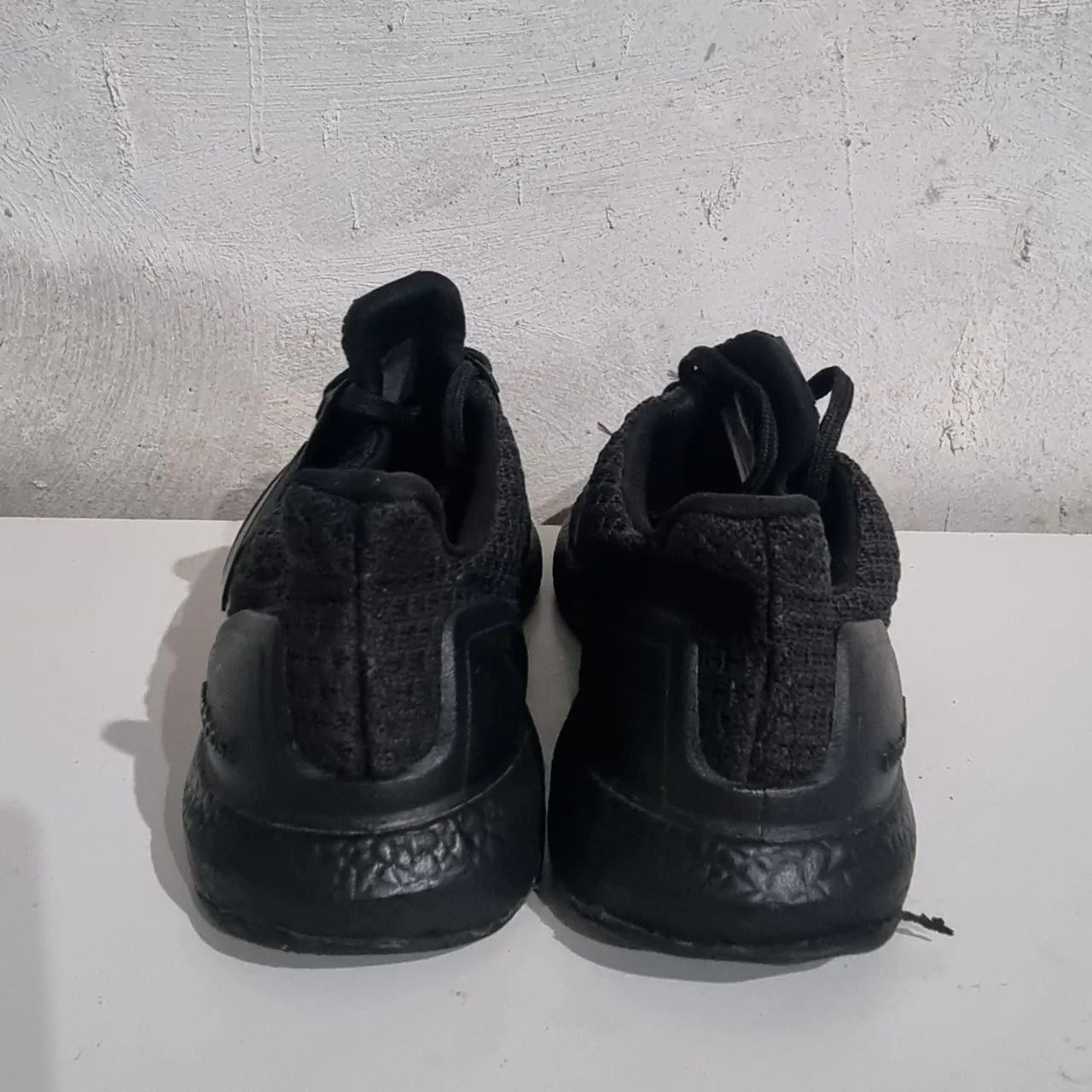Adidas Ultraboost All Black - Foto 2