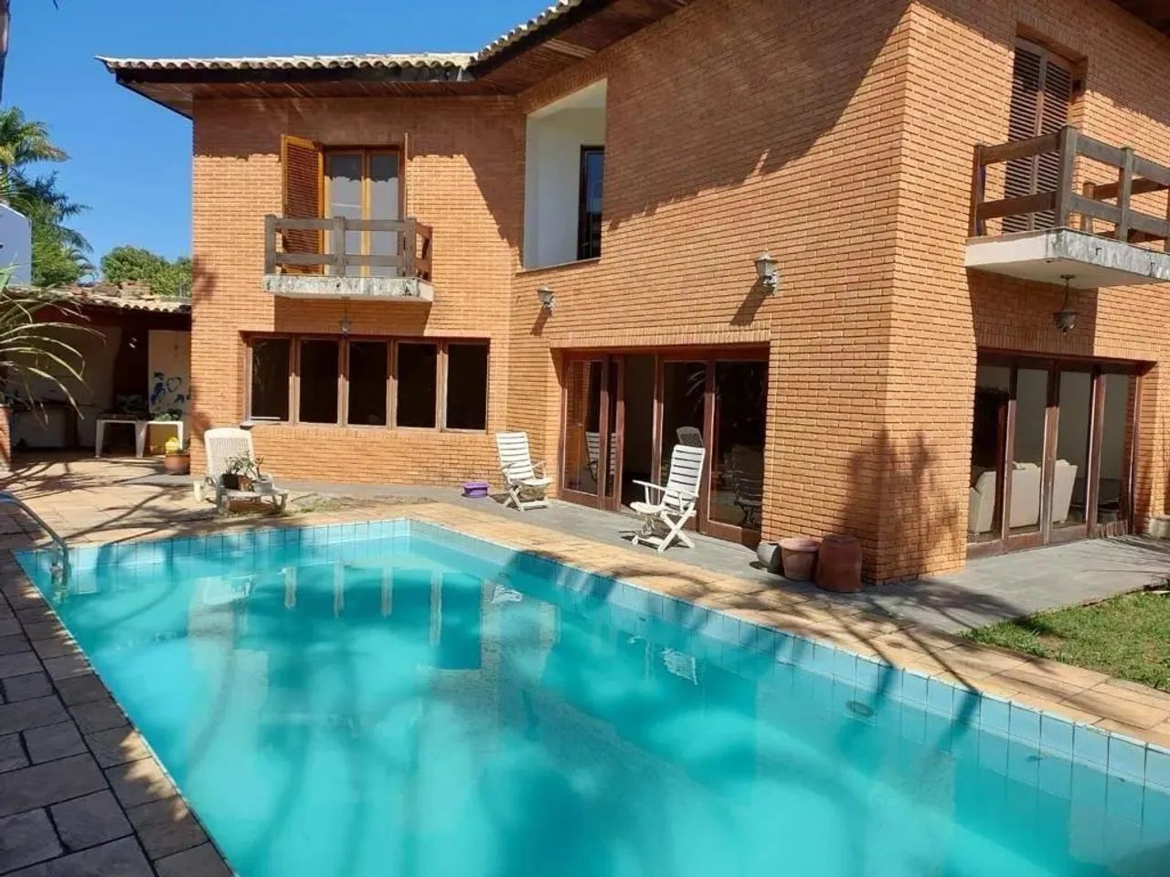 Casa à venda e para alugar em Santana de Parnaíba, Alphaville, com 6 quartos, com 517 m²