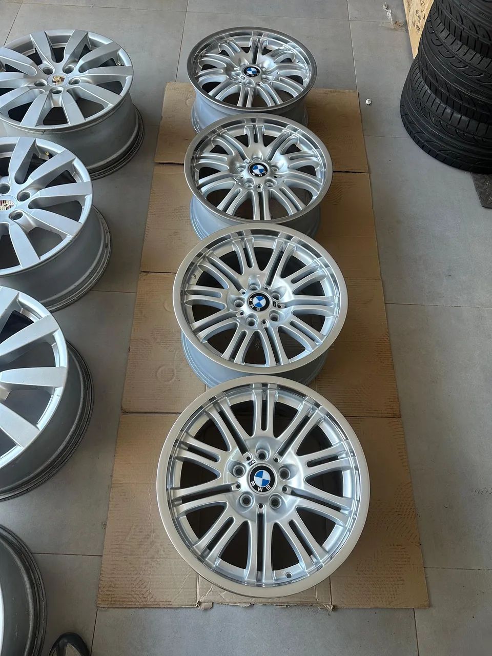 Rodas BMW E46 originais aro 18  - Foto 4