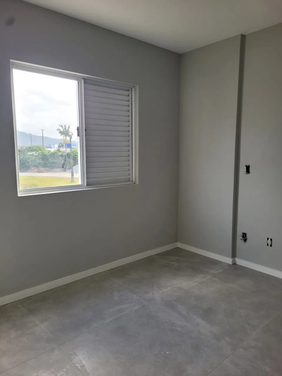 Barbada - Apartamento 2 quartos recém reformado - churrasqueira/direito de uso de garagem