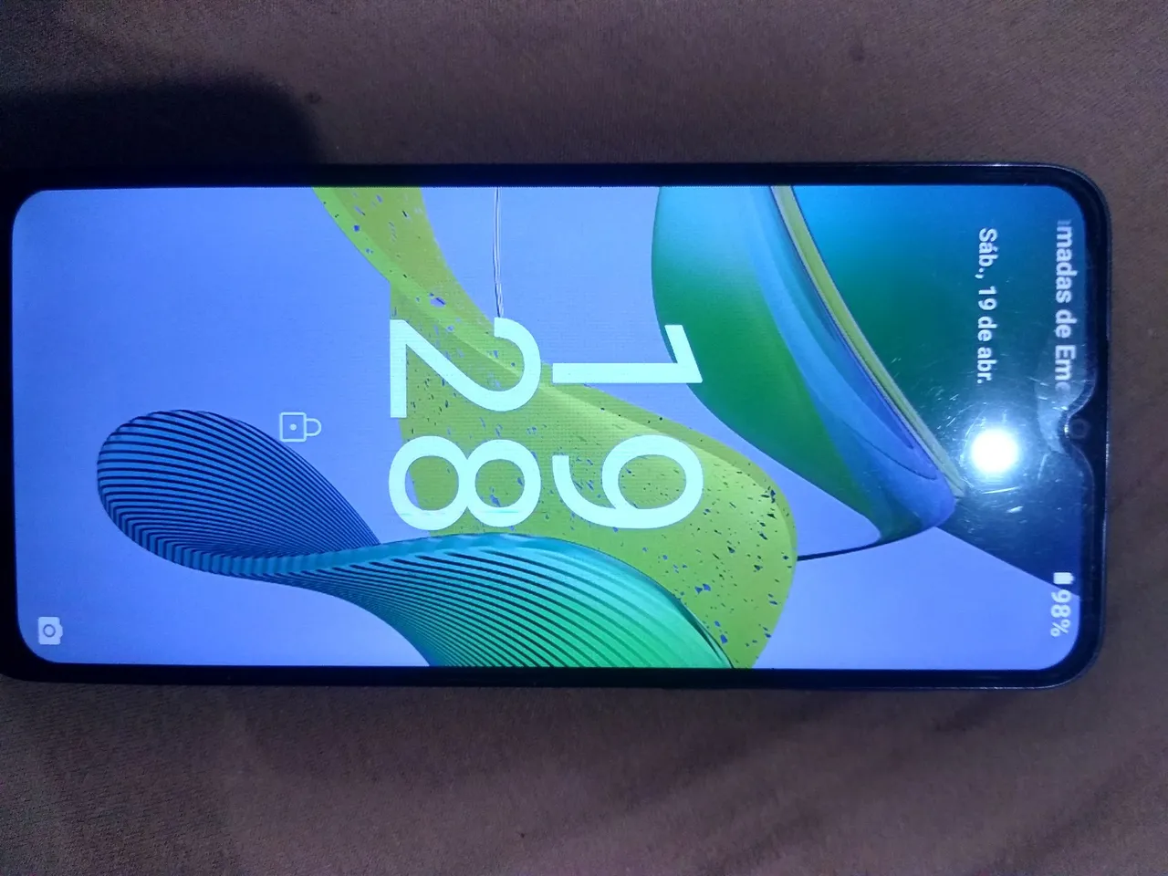 Moto e13