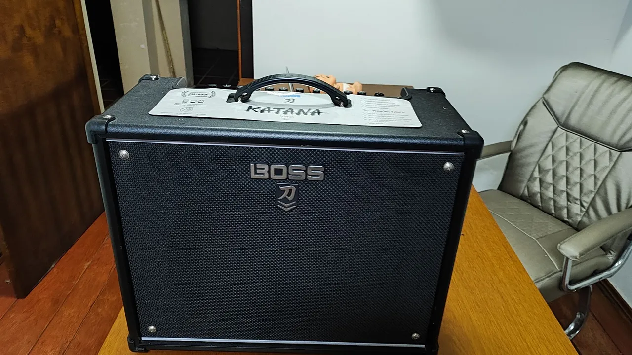 Amplificador BOSS Katana