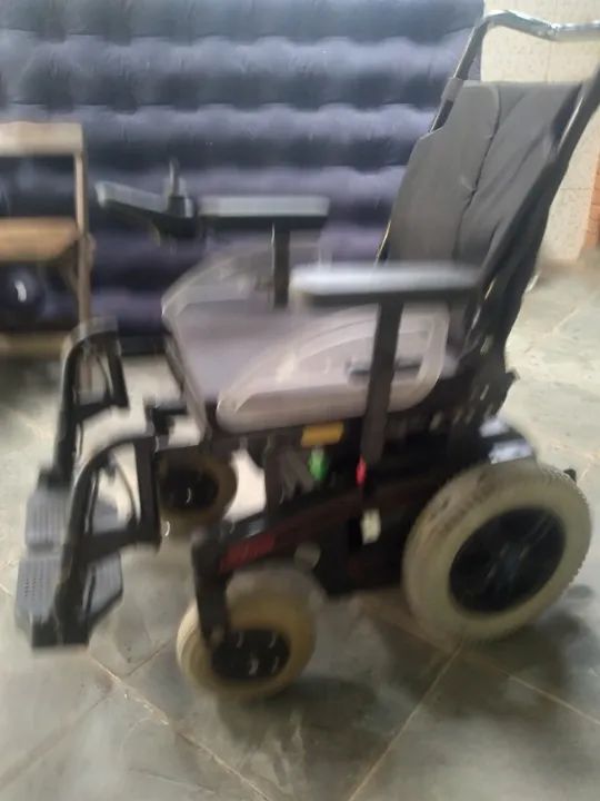 Cadeira motorizada 