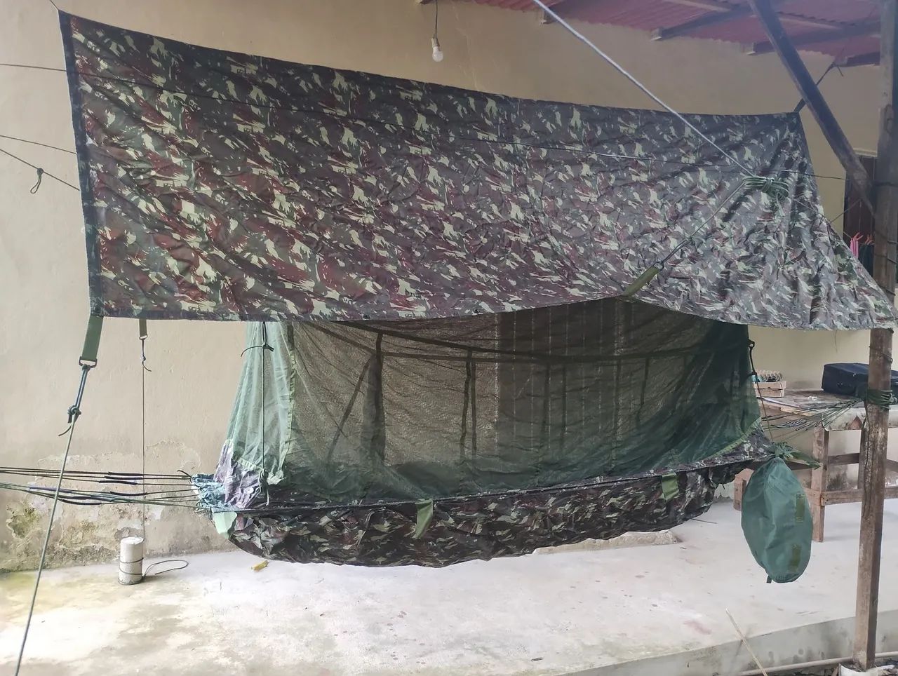 Rede para Acampamento, com Mosquiteiro e Teto - Impermeável e Resistente - Foto 5