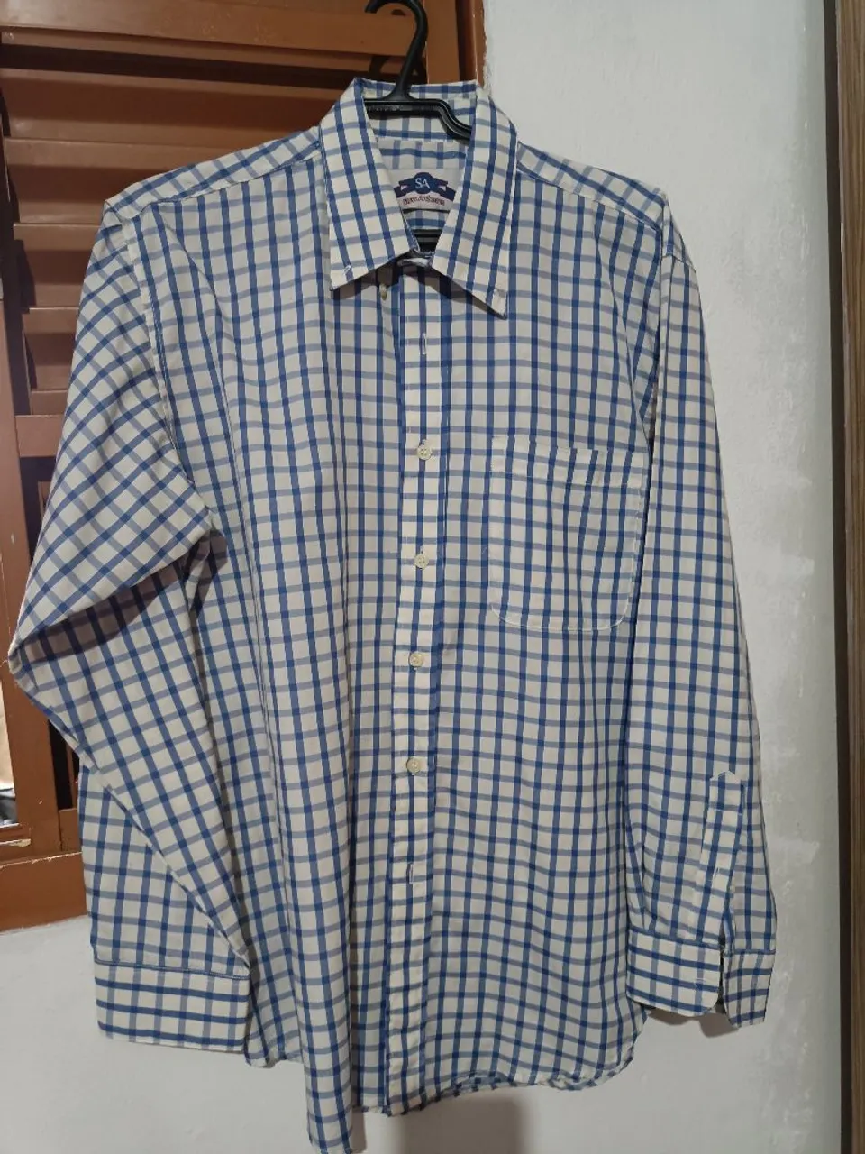 Camisa Social Listrada Azul e Branca