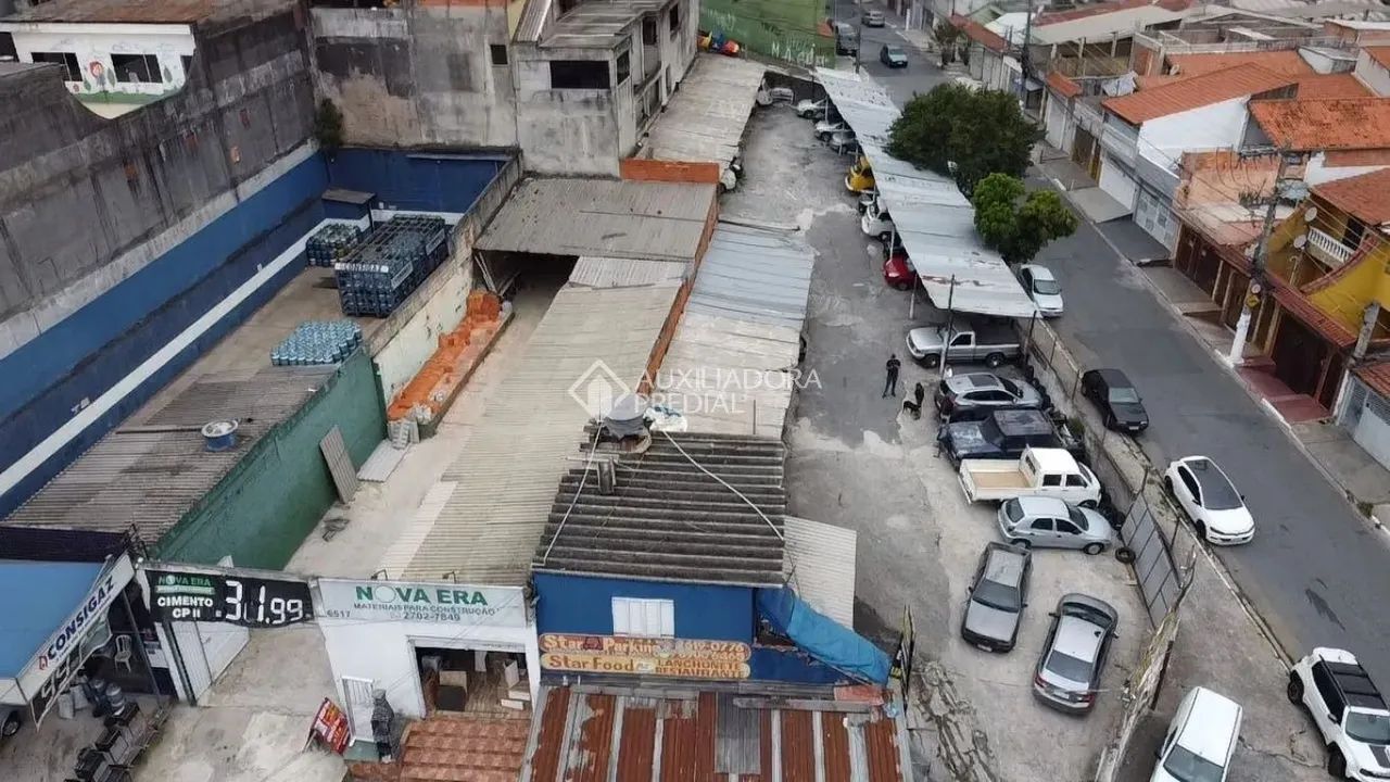 Terreno à venda no Jardim Ângela, em São Paulo, com 818m²