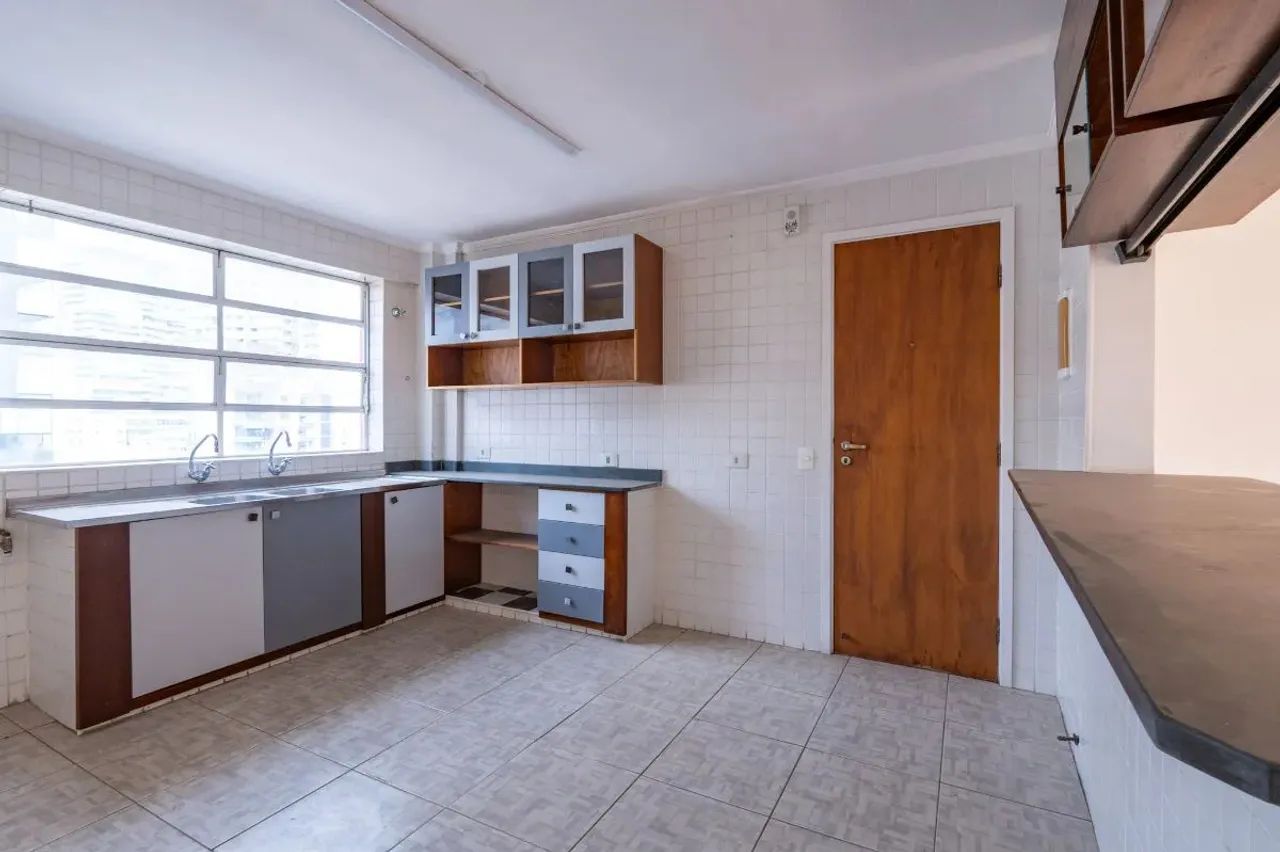 Apartamento tipo para venda com 3 quartos, sendo 2 suítes, 134m² - Foto 5
