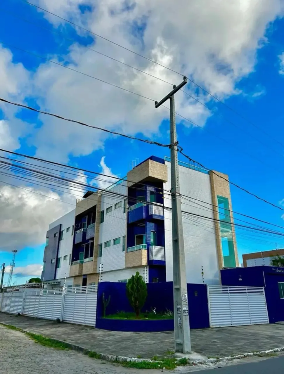 VENDO Apartamento no Cristo com ótimo acabamento e projetados de ótima qualidade .