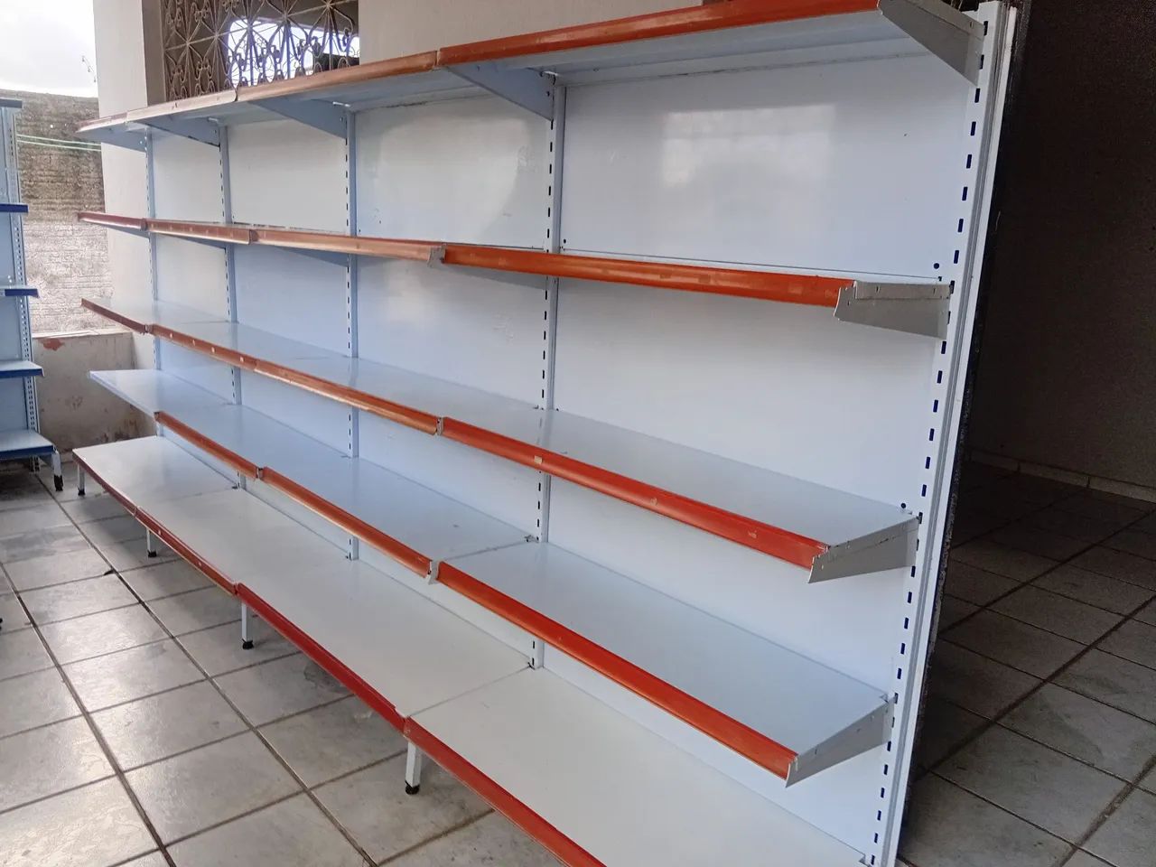 6 metros de gôndolas de parede 3100 - Foto 4