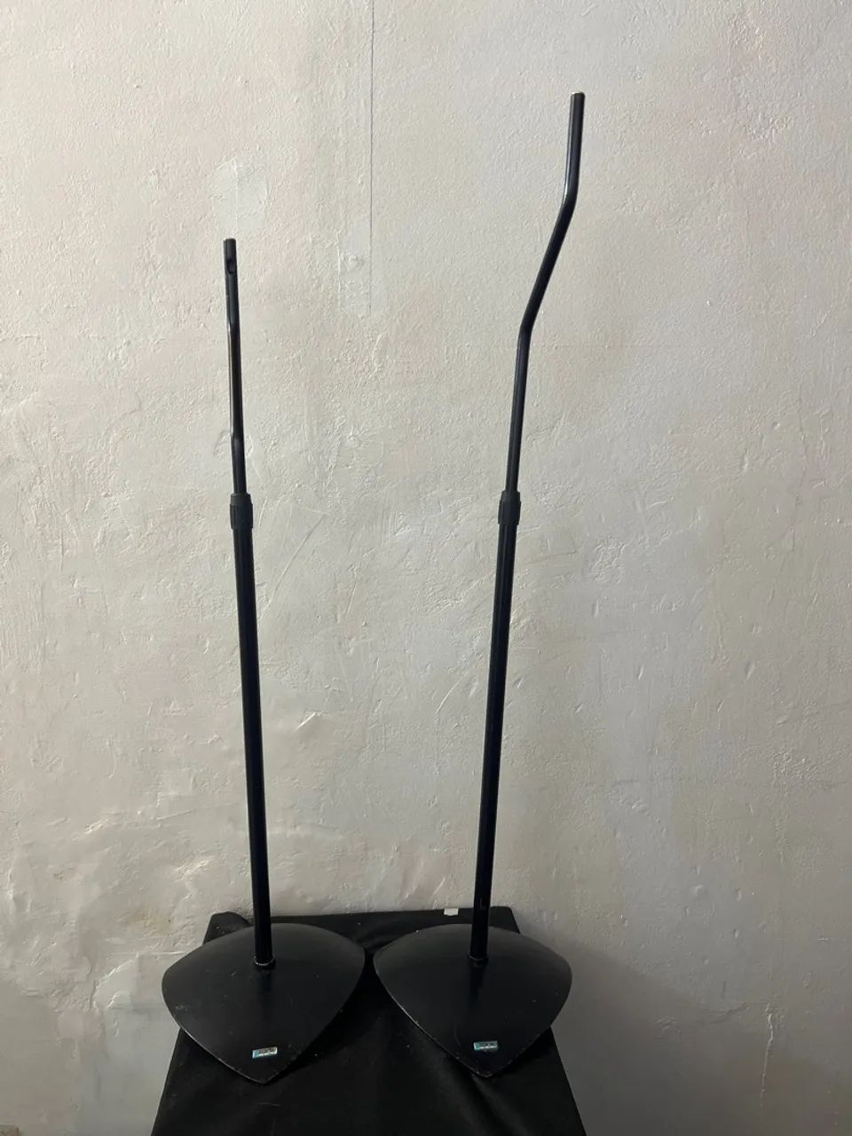 Pedestais para caixas de som