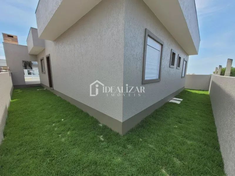 Bela casa á venda em Arroio do Sal, apenas 50 metros do mar, com piscina. - Foto 5