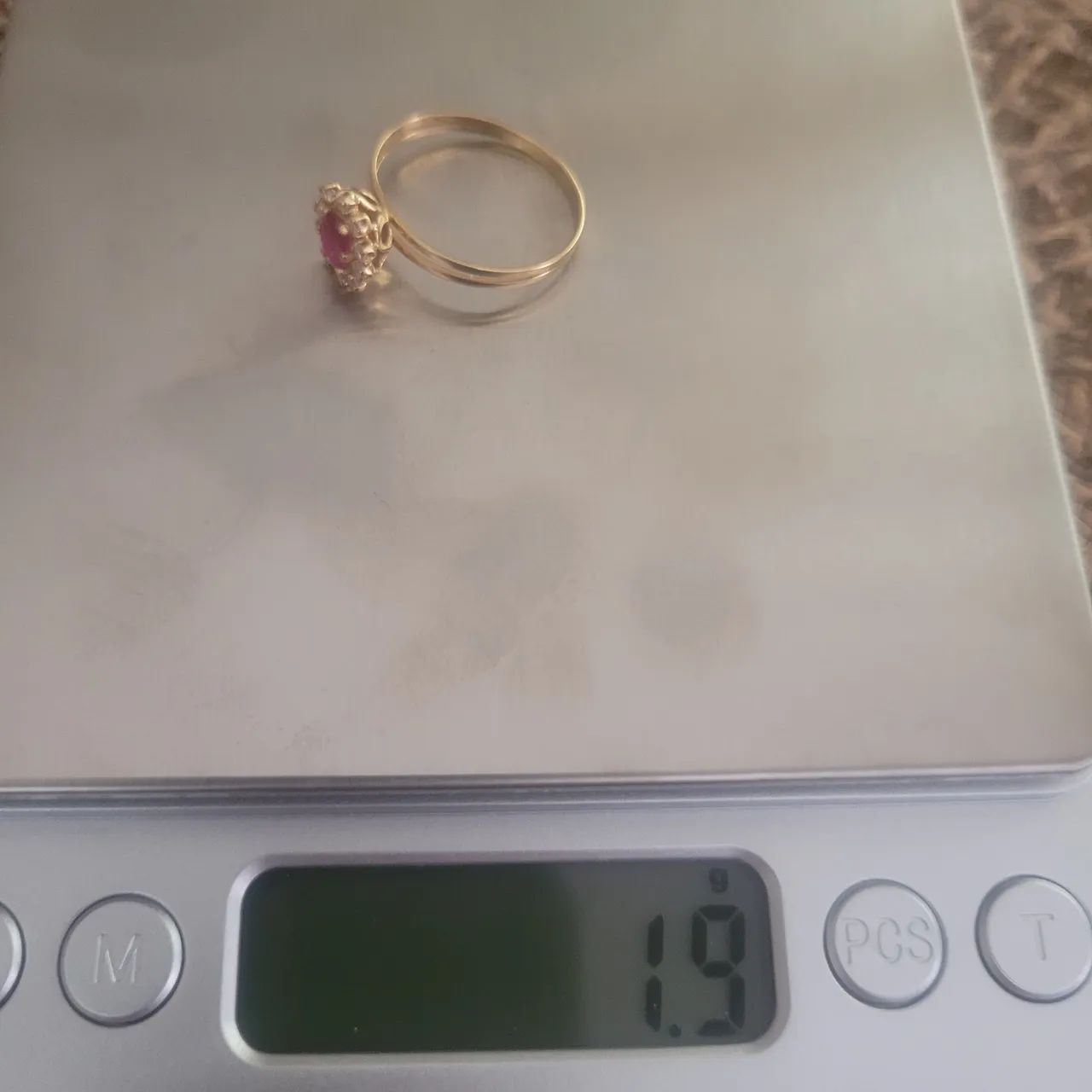 Anel de ouro 18 k 750 com pedras brasileiras  - Foto 3
