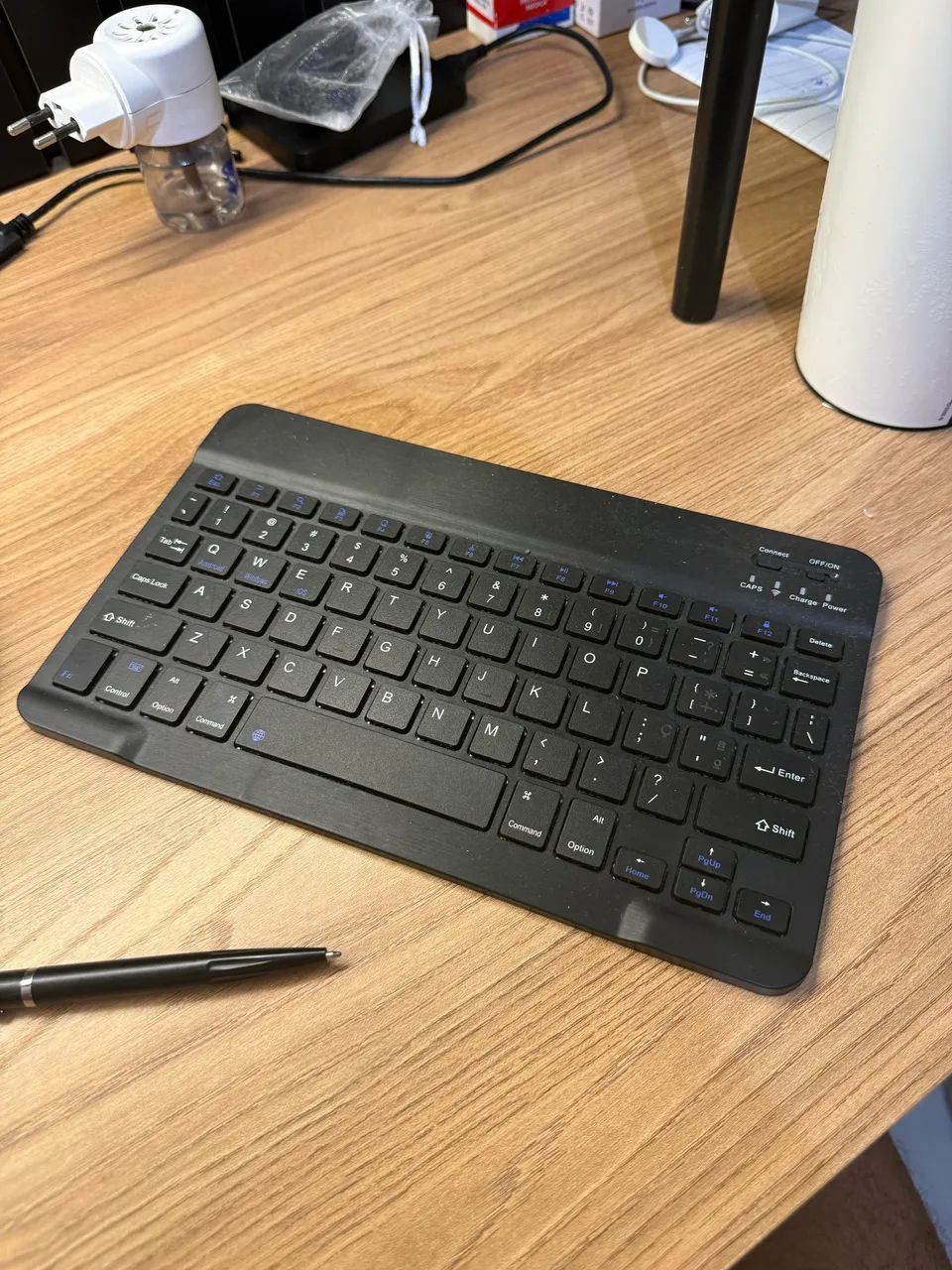 iPad 7 32GB + Apple Pencil + teclado  - Foto 3