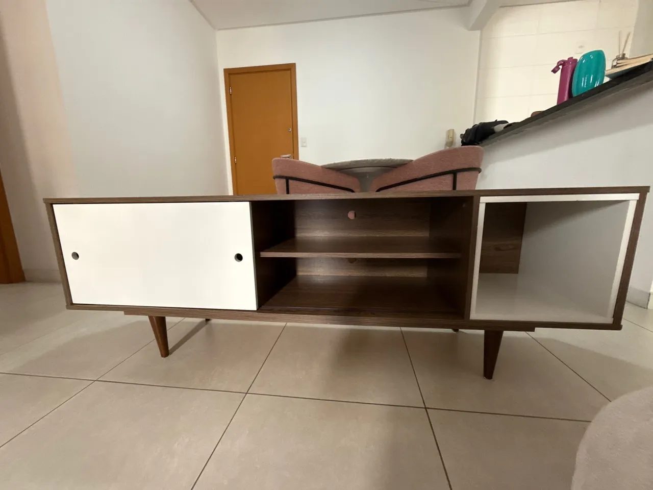 Móvel rack/aparador novíssimo