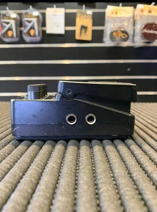 Pedal Behringer Digital Delay DD400 - Foto 5