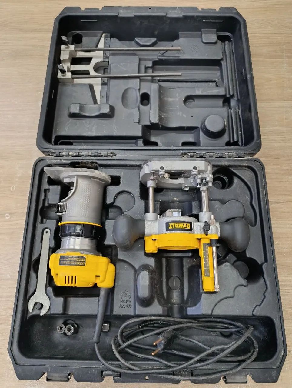 Tupia dewalt 900w. 10 x no cartão. 