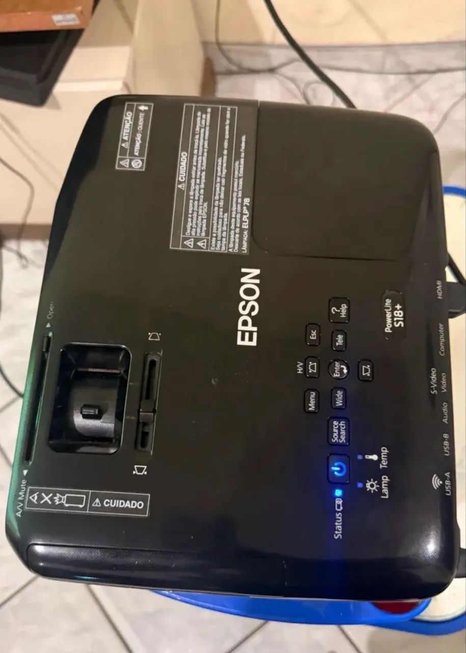 Projetor Multimidia EPSON Powerlite S18+ 3000 Lumens SVGA. HDMI