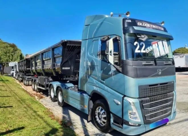 Volvo FH 540 6x4 Euro 6  2022 + Rodocaçamba Randon 2022 - Foto 2