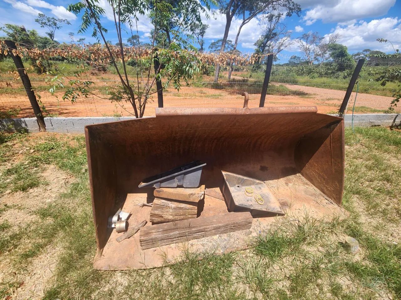 Concha pá carregadeira W20 E - Foto 5