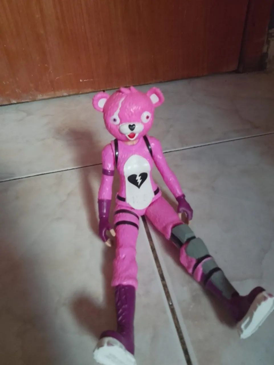 Ursa rosa, boneco do fortnite, boneco de 30cm. - Foto 5