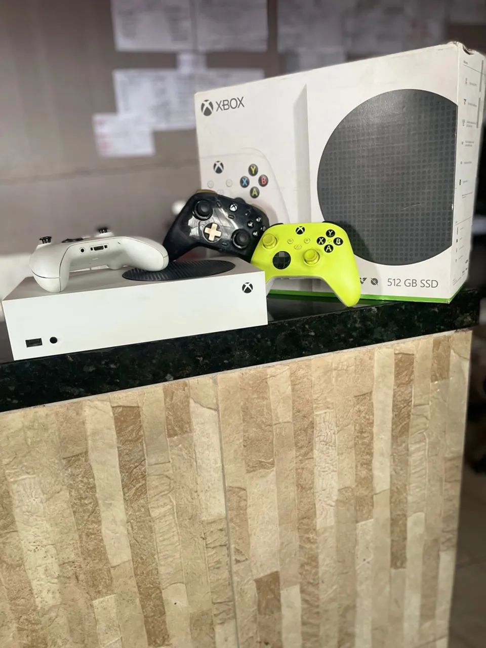 Xbox Series S + 2 controles - Foto 3