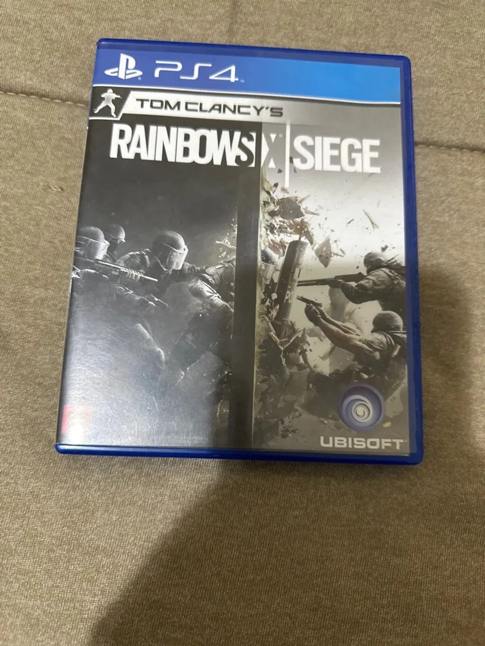 Tom Clancy's Rainbow Six Siege PS4