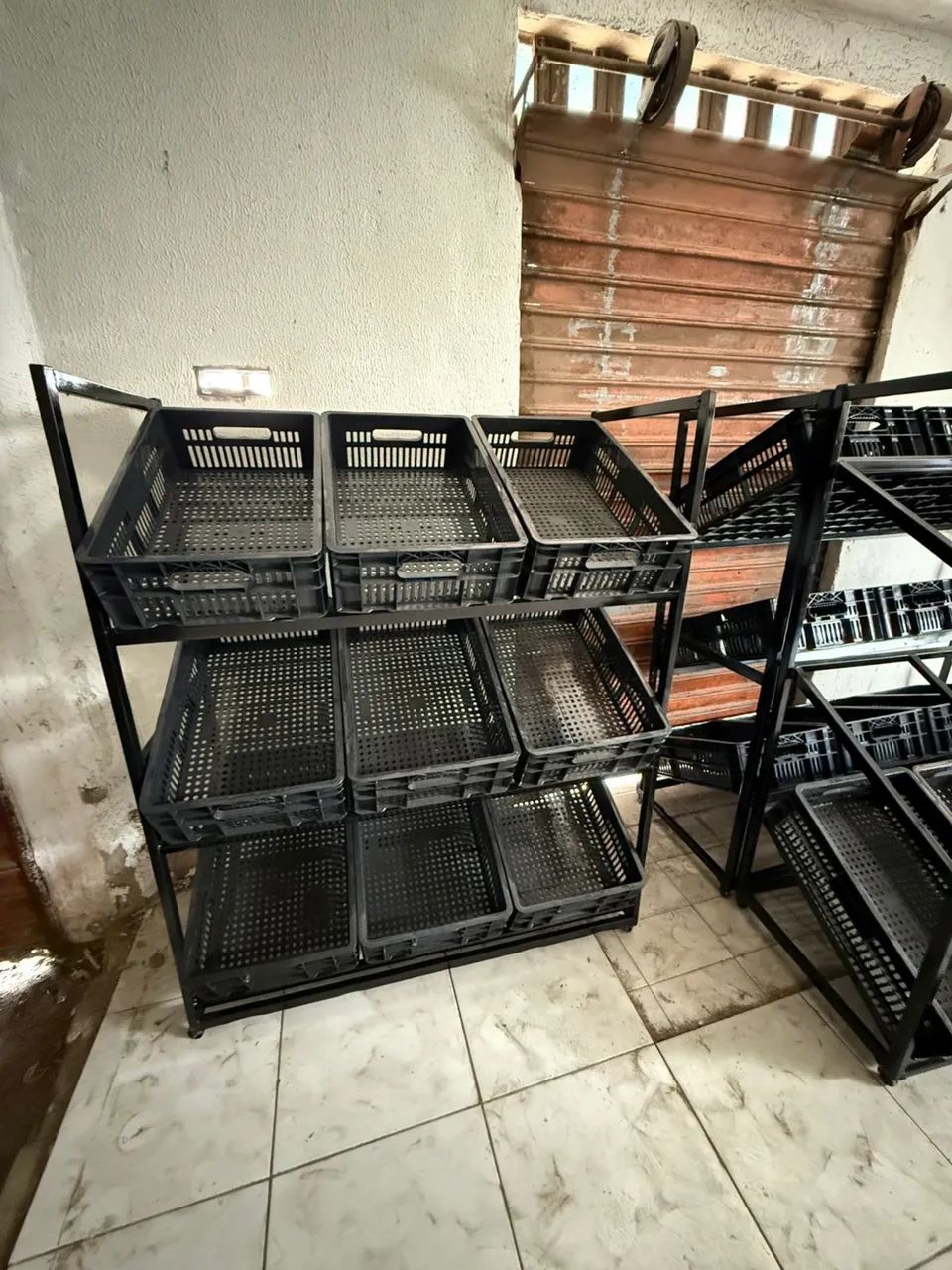 Fruteiras de Metalon Caixas Plásticas  - Foto 3