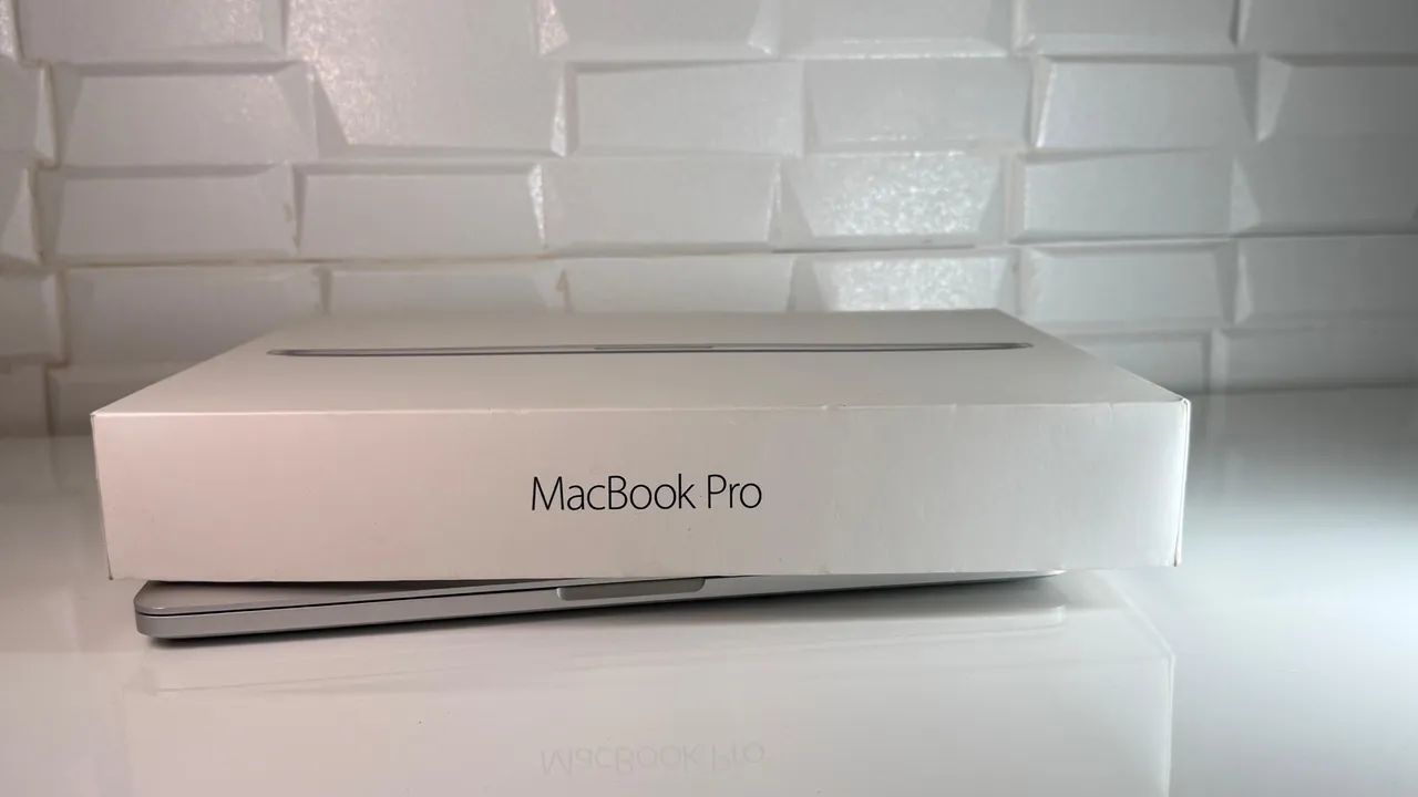 MacBook Pro - Design elegante e desempenho excepcional - Foto 3