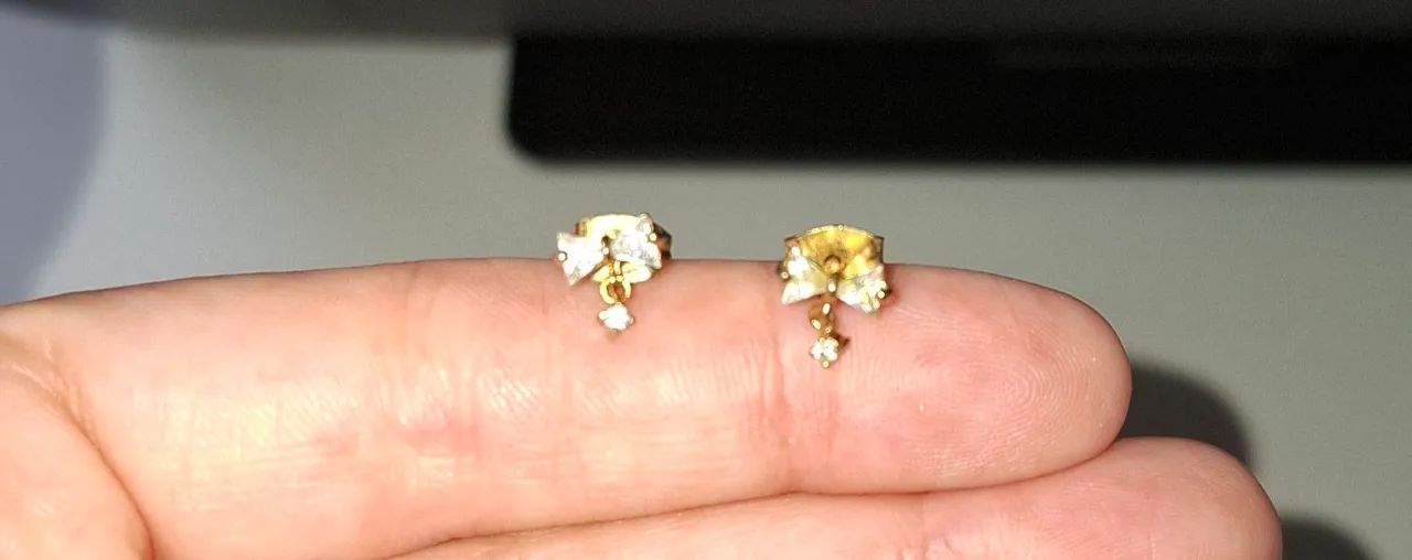 Brinco Formato de Laço  - Foto 3