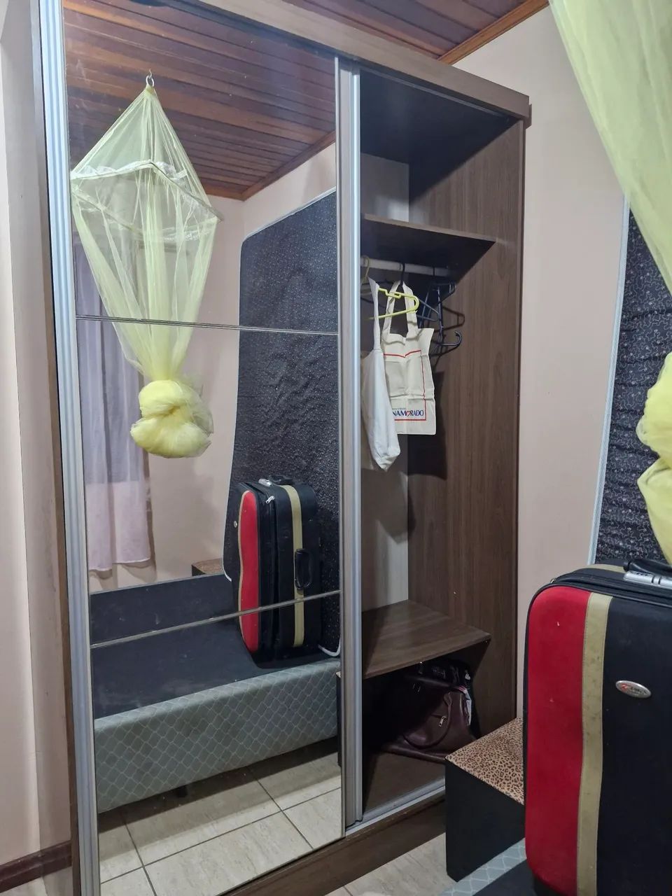 Roupeiro 64352822827265122