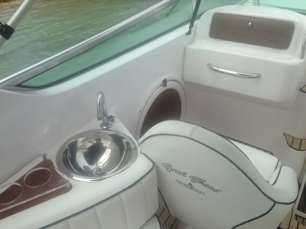 Lancha Tecnoboats 28 Sport Cab  - Foto 7