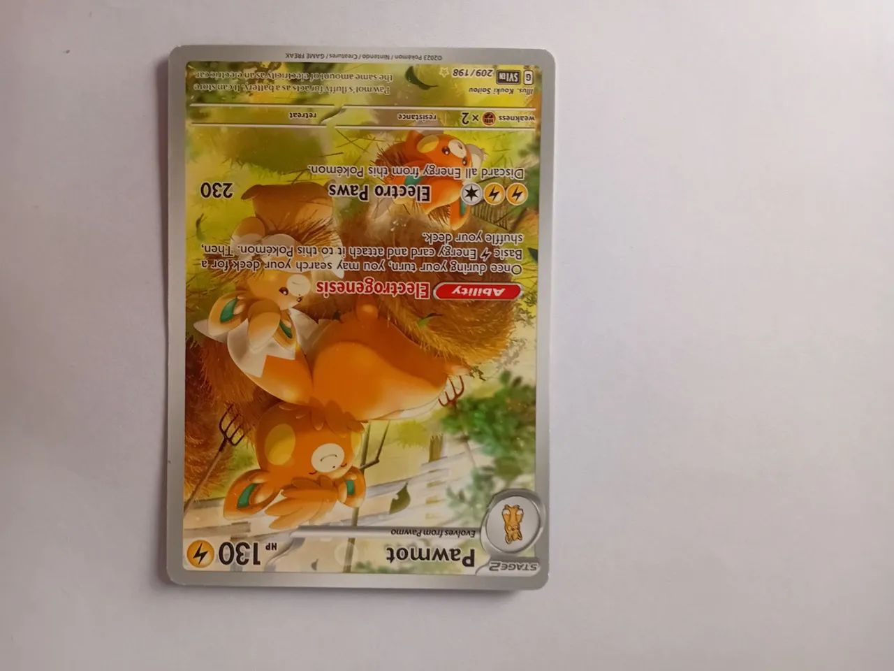 Conjunto de três cards pokemon full art em inglês, dois Pokémons e um suporte  - Foto 4