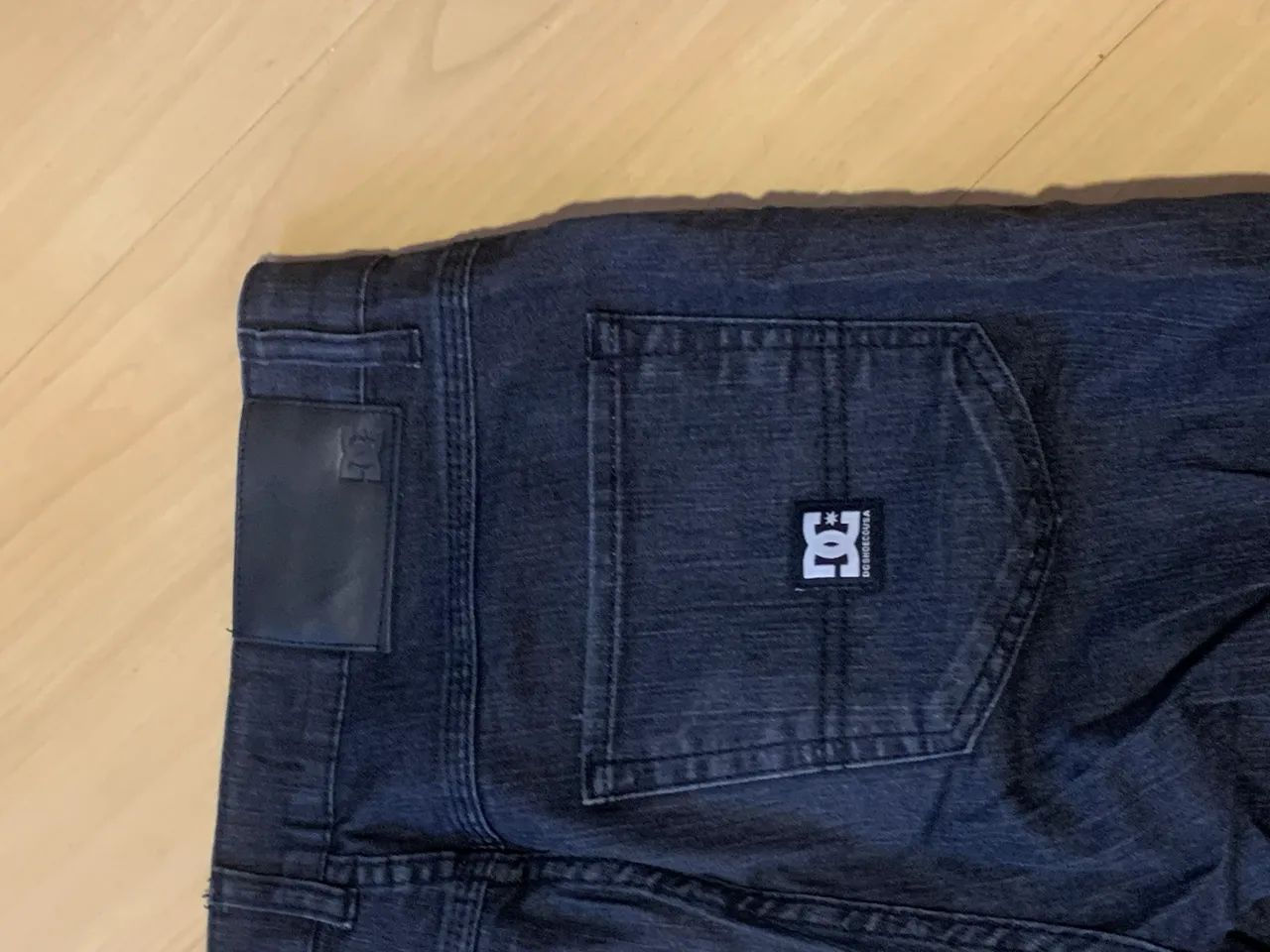 Calça jeans cinza dc shoes straight  - Foto 3