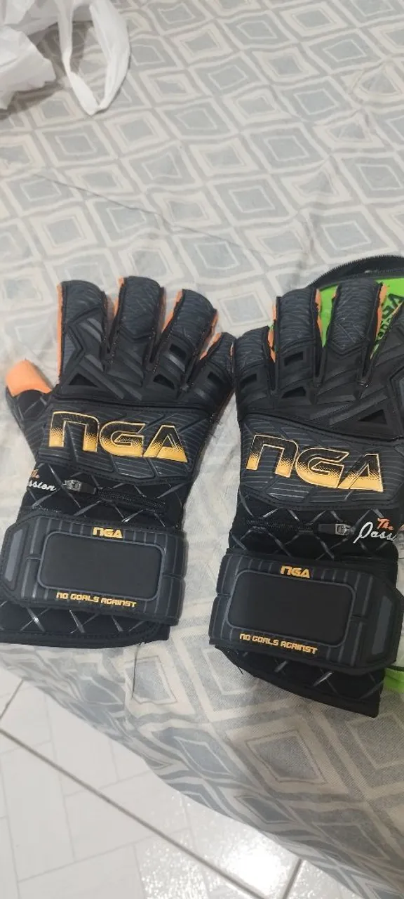 Luvas de Goleiro NGA - Tamanho 9