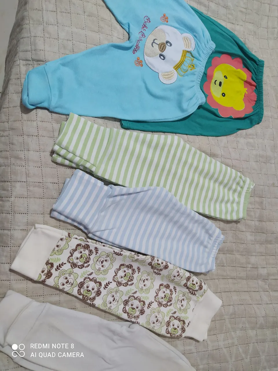 Kit de roupinhas de bebê fofinhas e confortáveis