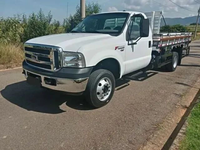F4000 2016 4x4 2P  - Foto 3