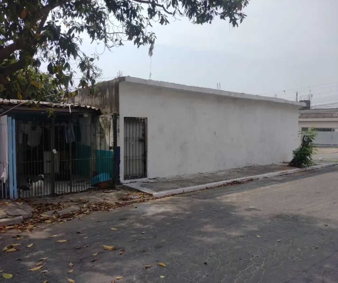 Venda  Imóvel com Salão Comercial + 5 Casas no Jardim Camargo Novo - Itaim PaulistaSP