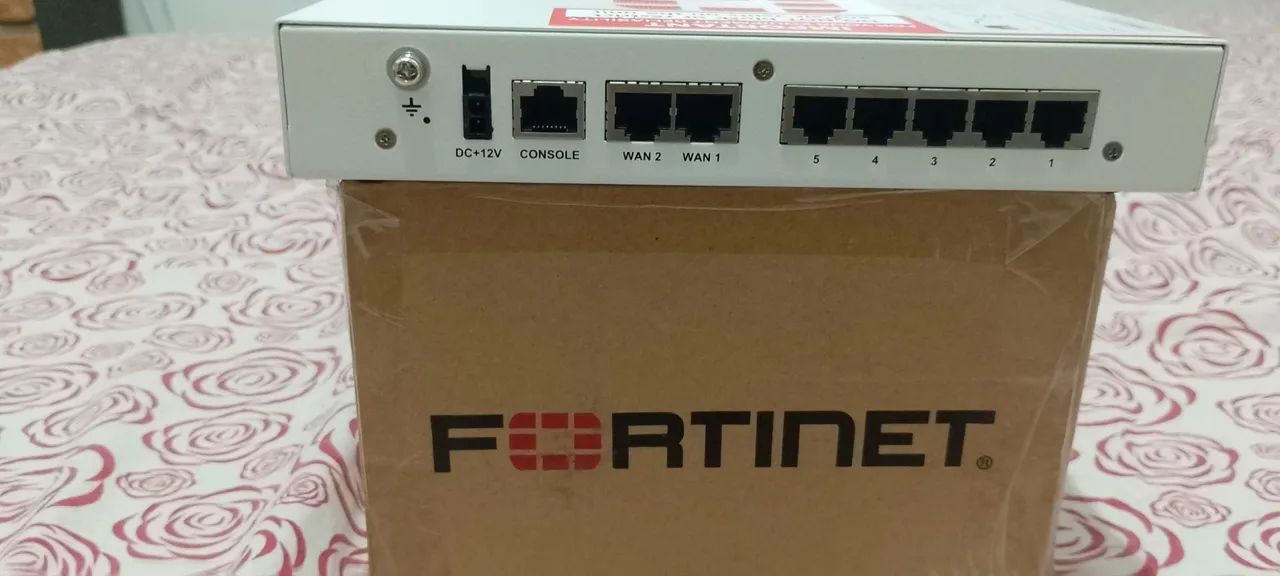 Firewall Fortigate 50E - Foto 2