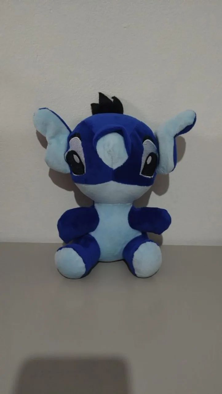 Pelúcia Stich 18cm