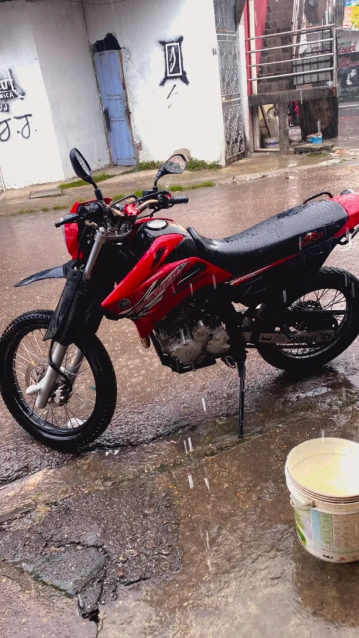 Lander 250 toda original