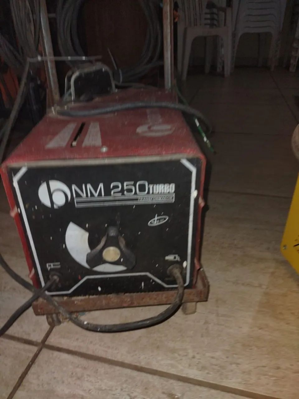 Maquina de solda De eletroudo Bambozzi NM250 e Maquina de solda MIG zenithe 130 - Foto 4