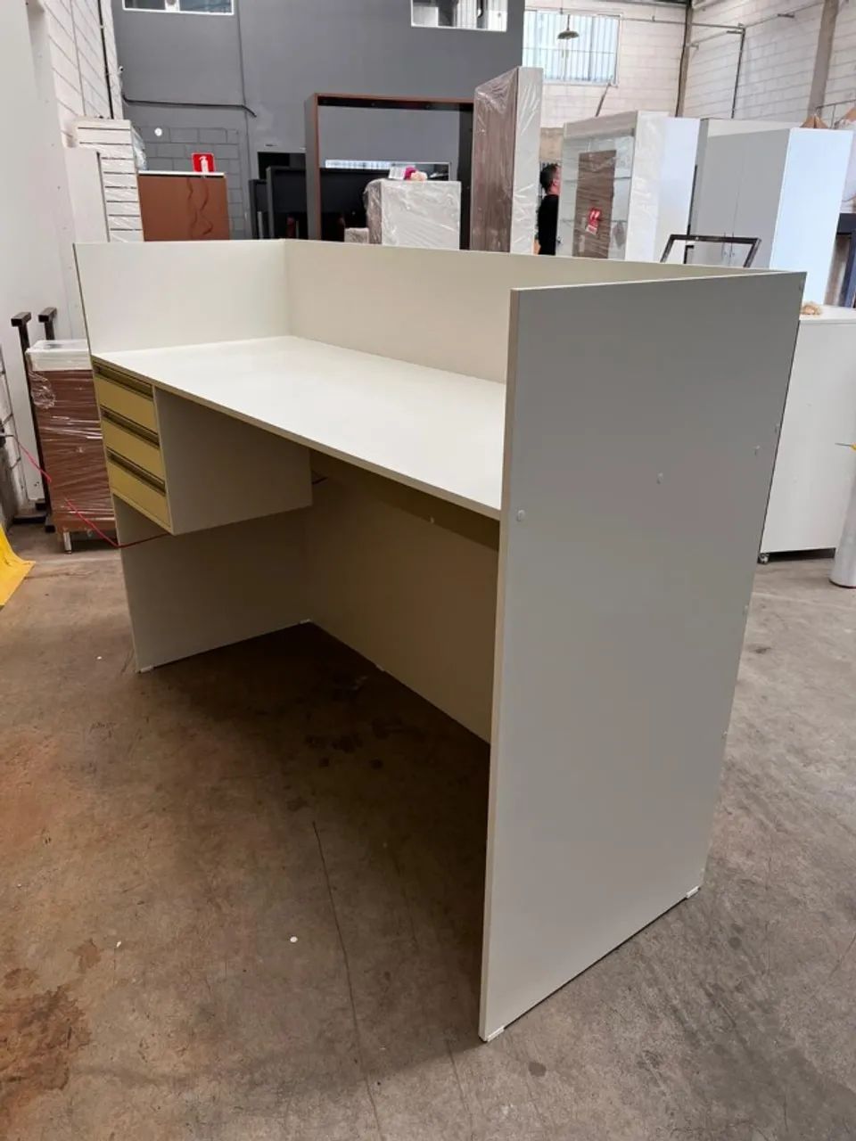 Balcão para atendimento MDF Fabricado sob medidas  - Foto 2