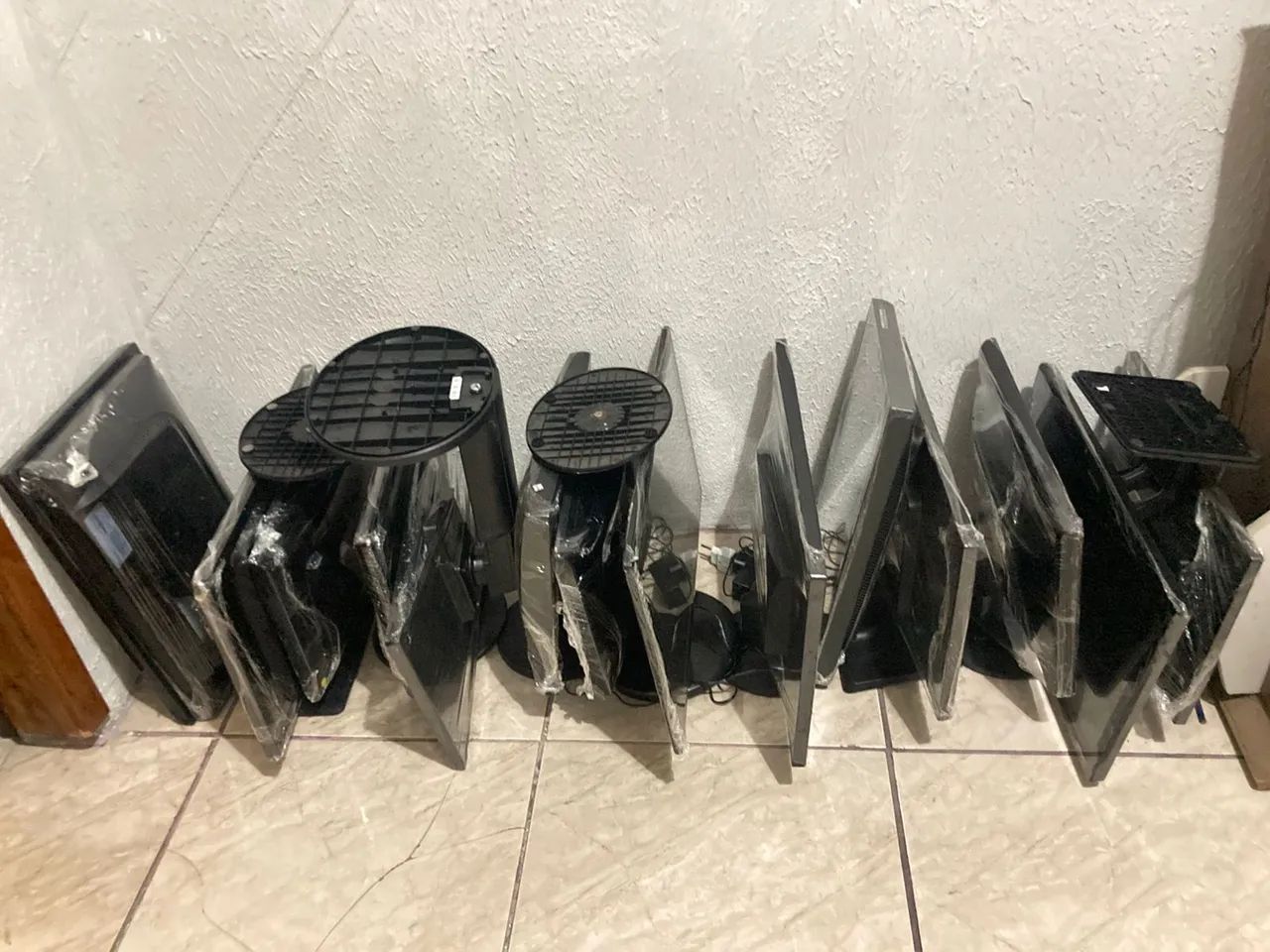 Monitor Diversos Sem Hdmi  - Foto 3