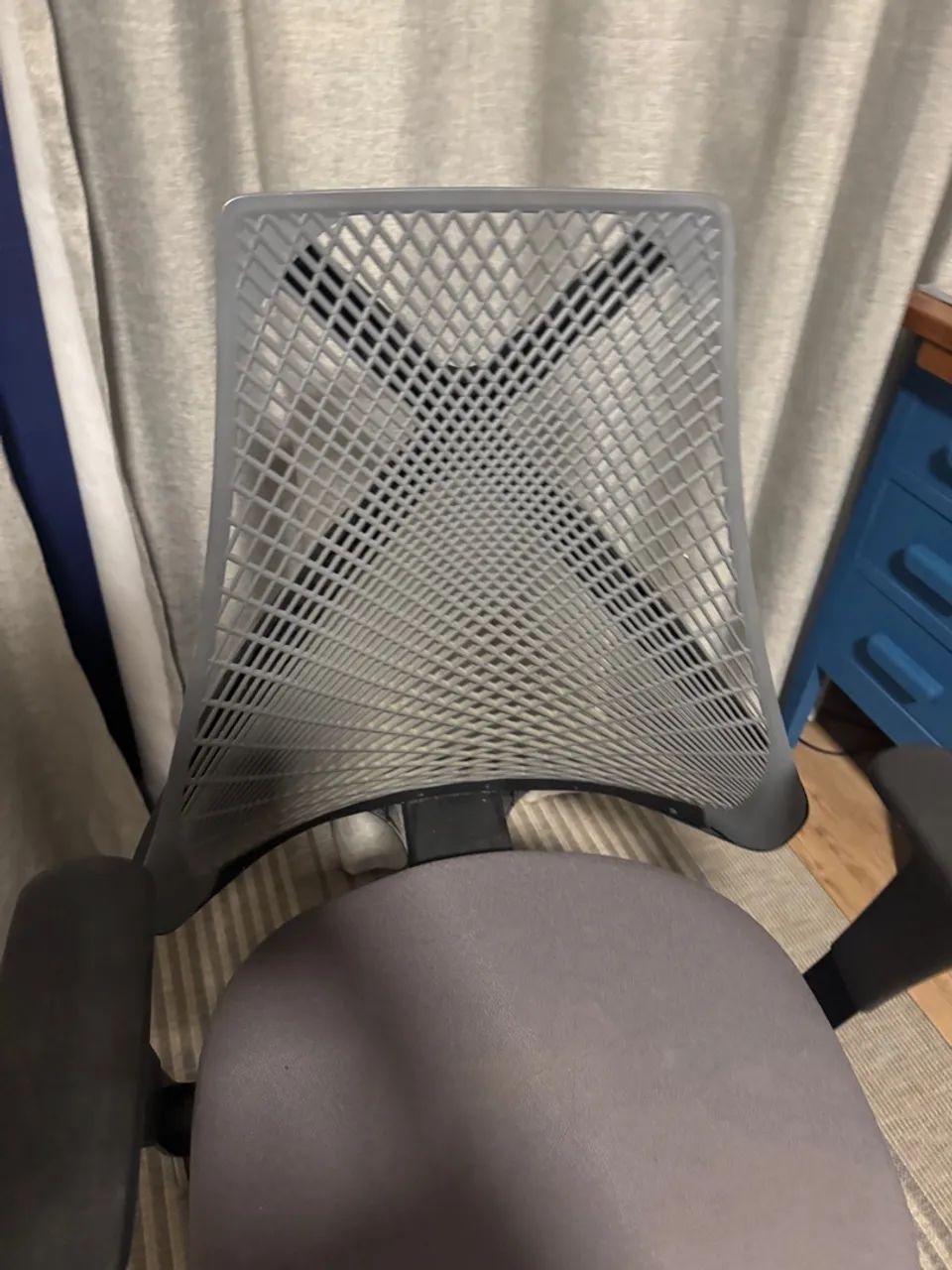 Cadeira de Escritório Ergonômica Cinza - Foto 3