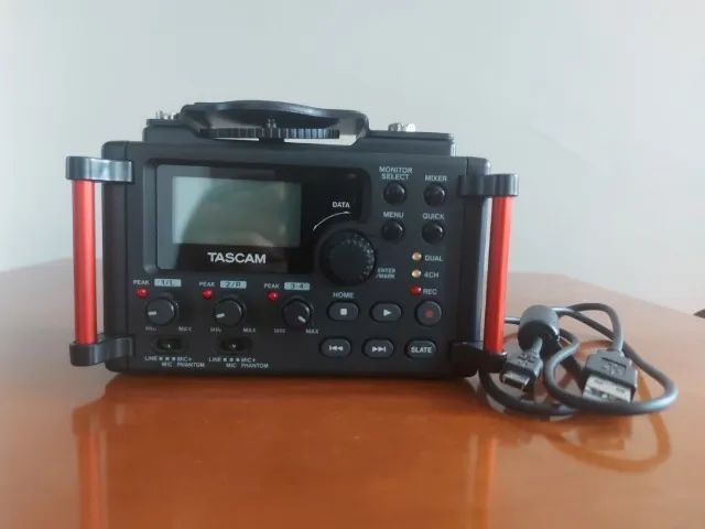 Gravador e mixer Tascam DR 60D-MKII