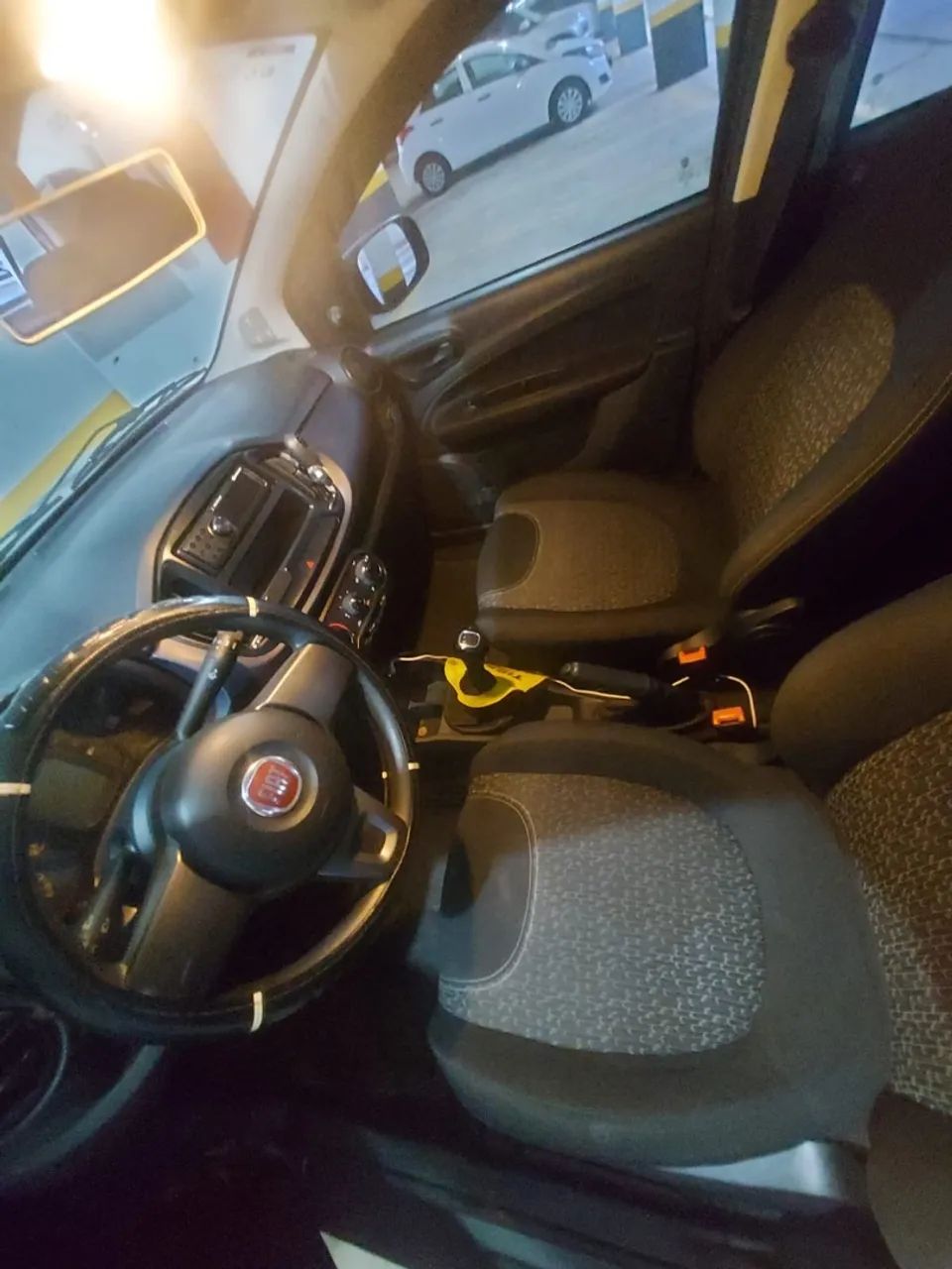 Fiat Uno Attractive 1.0 - Econômico, Completo e Pronto pra Rodar! - Foto 3