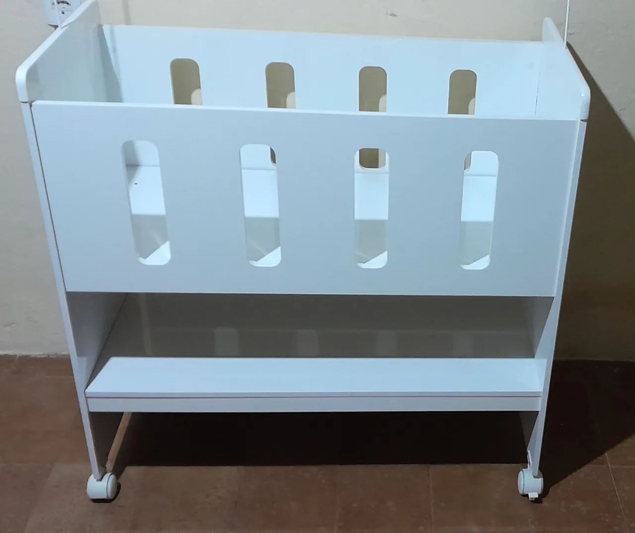 Berço para bebê Em estado de novo