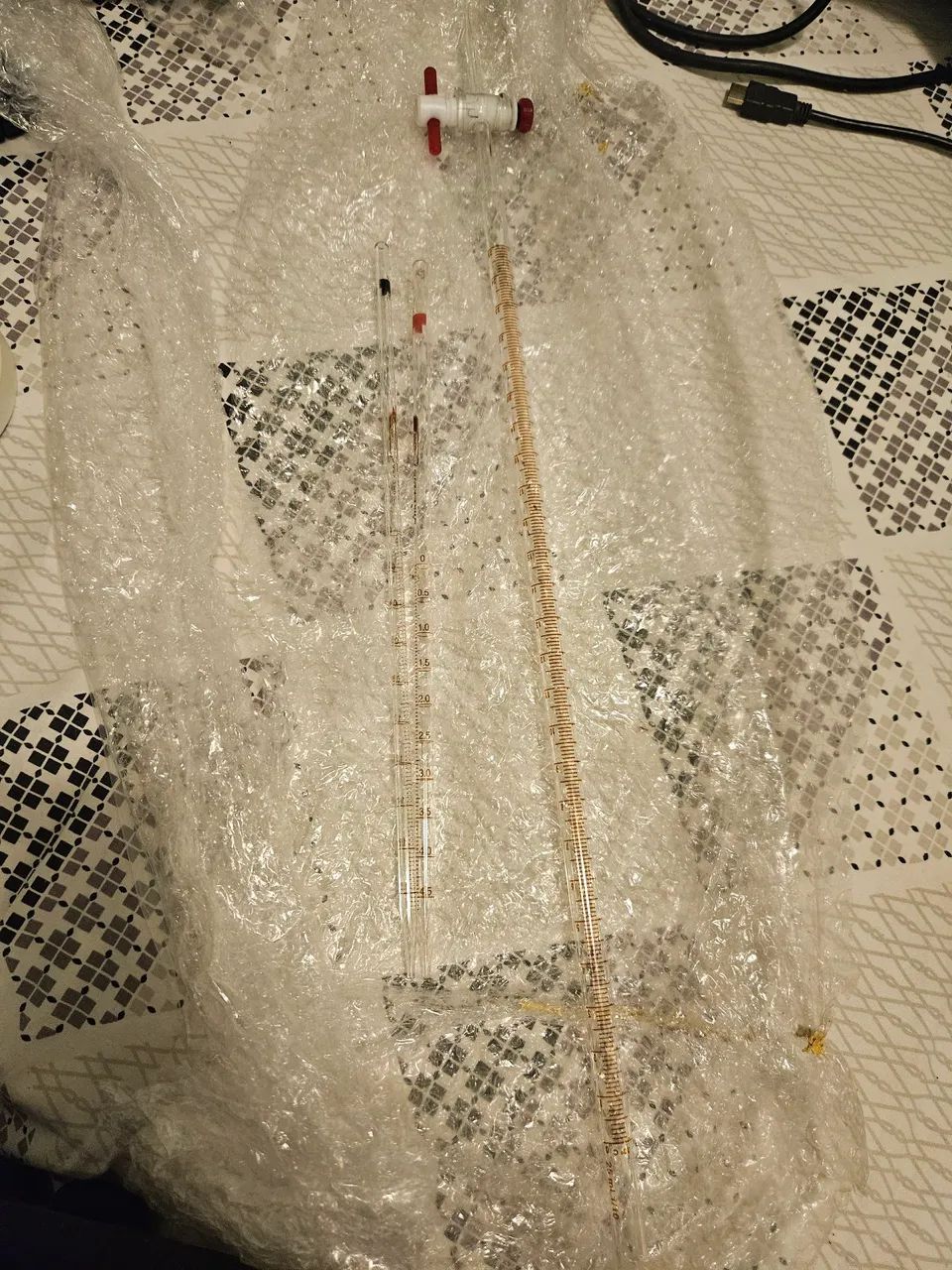 Pipeta Graduada de Vidro 50ml + Bureta